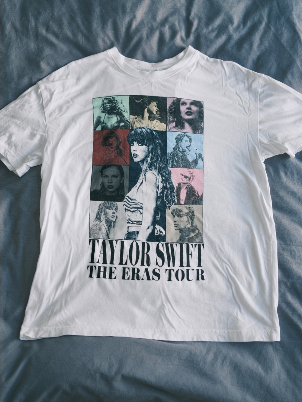 Taylor Swift Official The Eras Tour 2023 White Graphic T-Shirt S